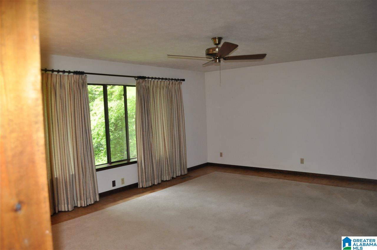 824 Brookhaven Road Anniston, AL 36207 - Photo 2 of 32