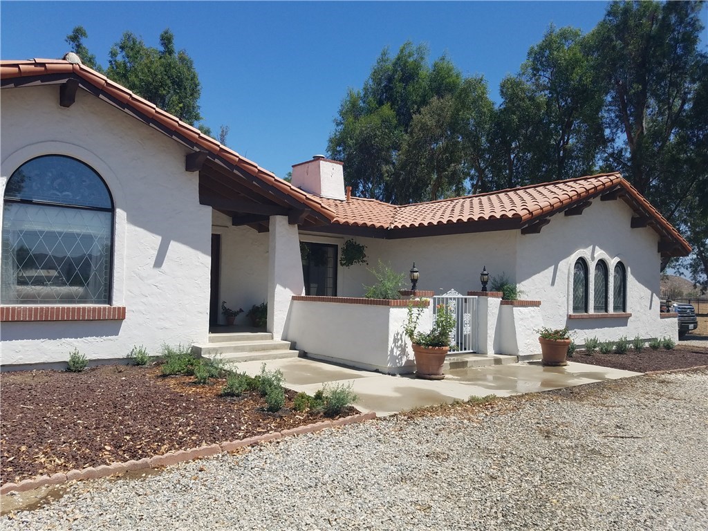 33810 Milan Road Winchester, CA 92596 - Photo 1 of 1