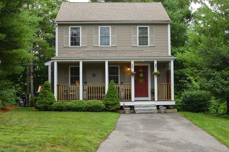 10 Pine Road Forestdale, MA 02644 - Photo 1 of 20 Front of house