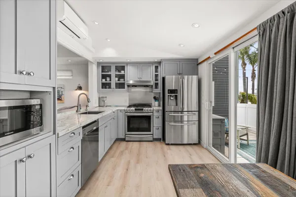 $499,000 | 20 El Paseo Street, Newport Beach, CA 92663