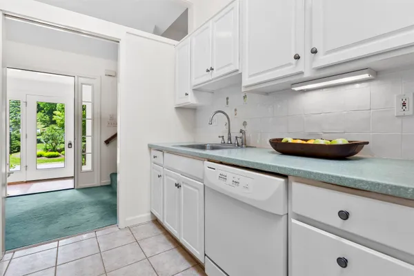 $565,000 | 68 Owls Nest Circle, Unit B7, Manchester, VT 05254