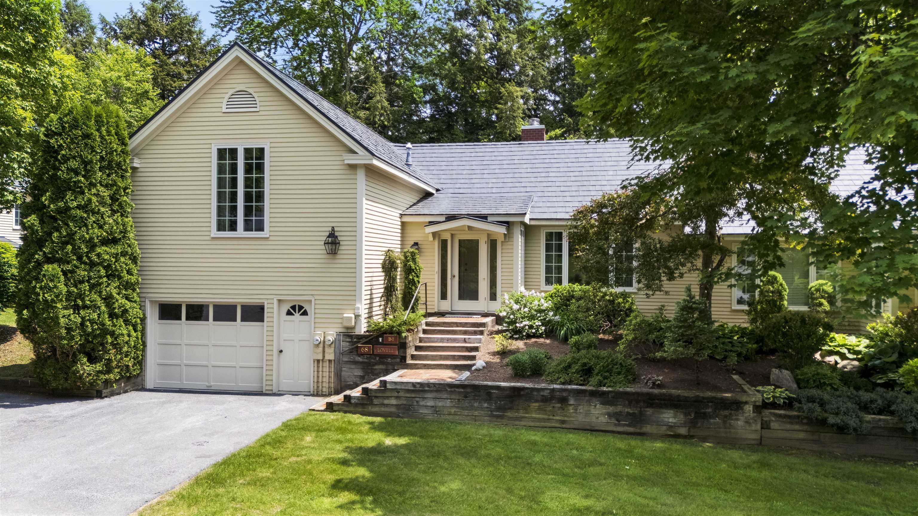 68 Owls Nest Circle, Unit B7 Manchester, VT 05254 - Photo 2 of 37