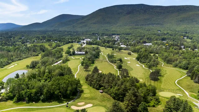 $625,000 | 68 Owls Nest Circle, Unit B7, Manchester, VT 05254