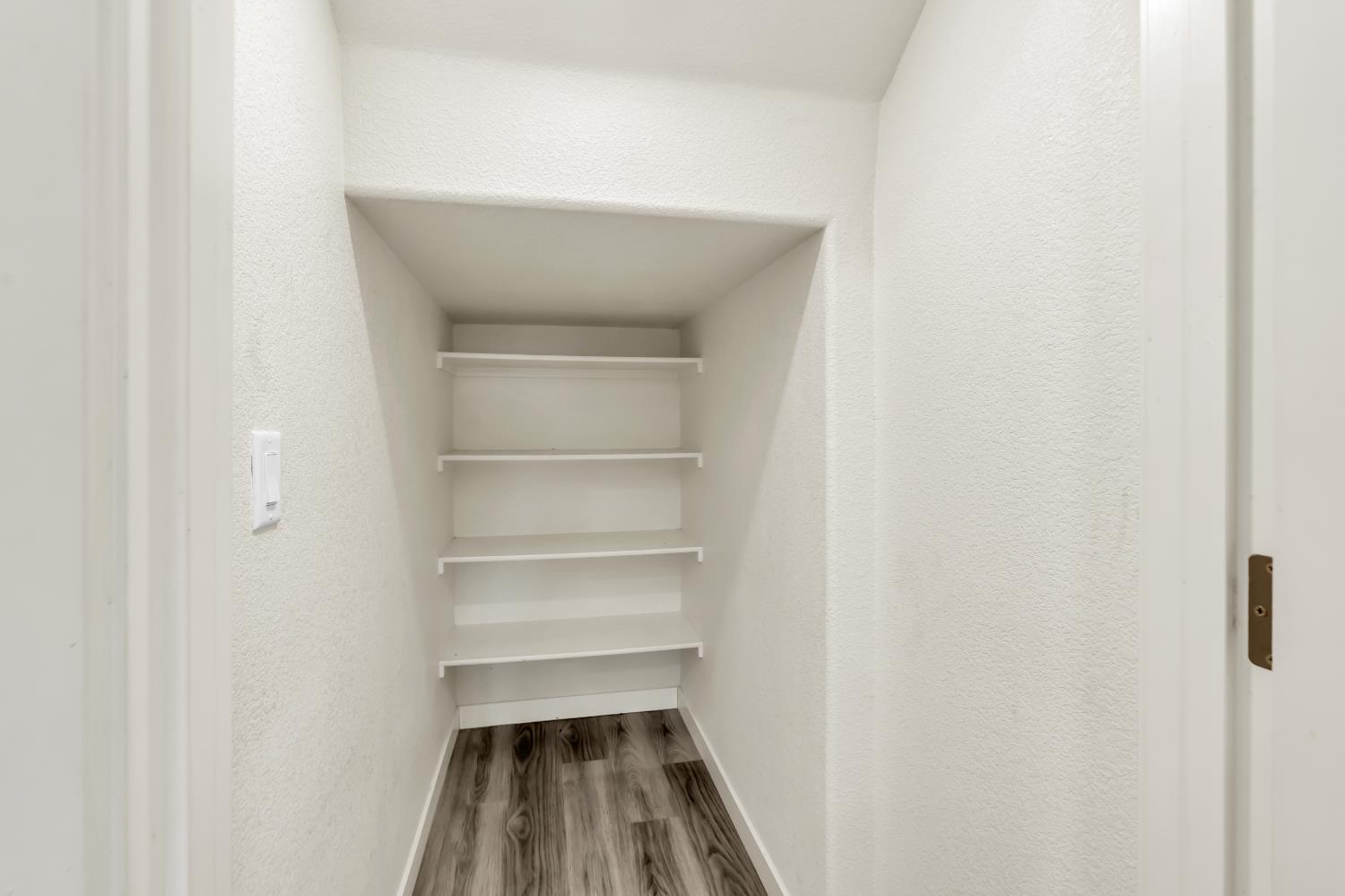 2766 Dockside Street Sacramento, CA 95833 - Photo 11 of 66