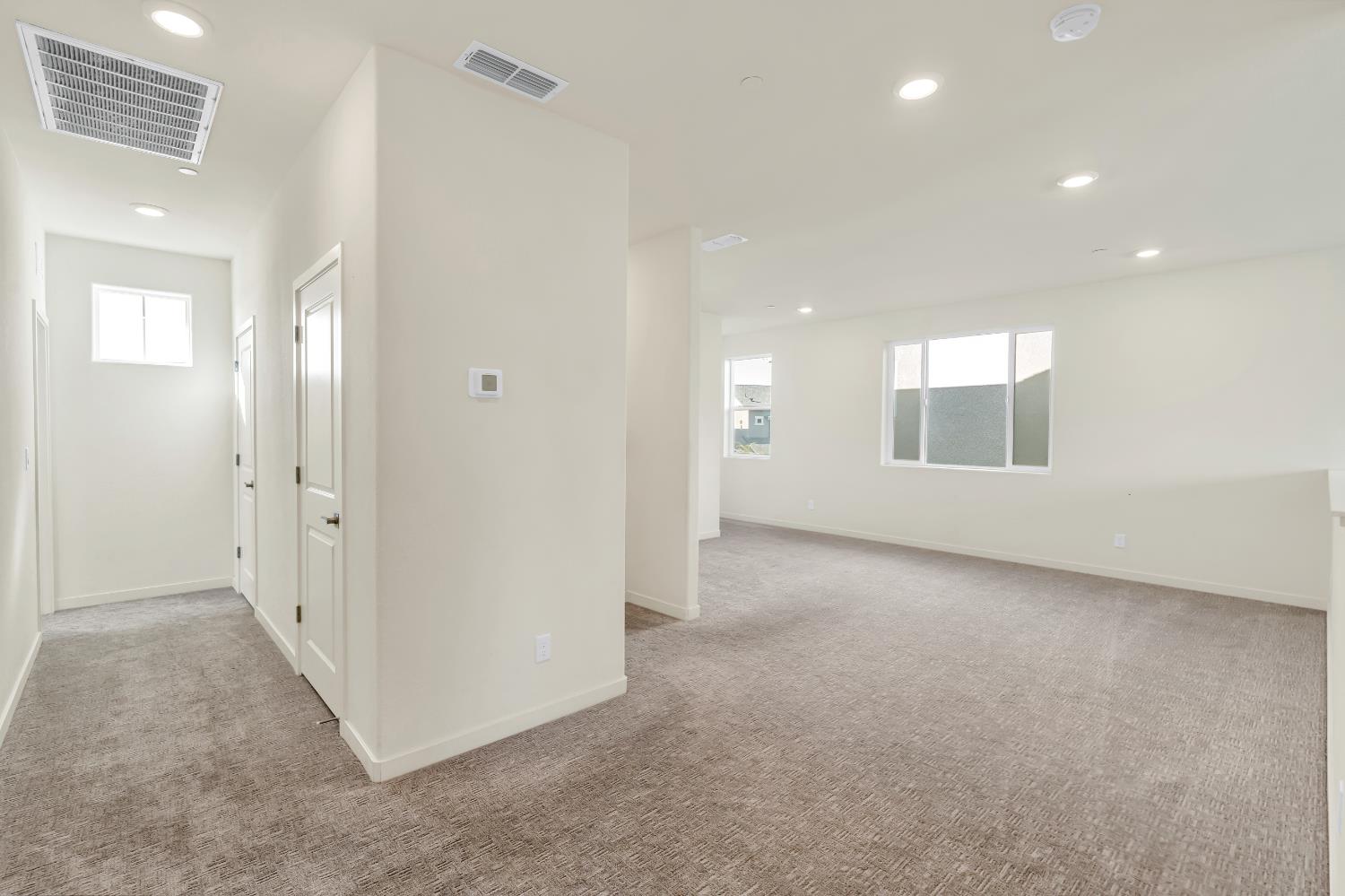 2766 Dockside Street Sacramento, CA 95833 - Photo 33 of 66