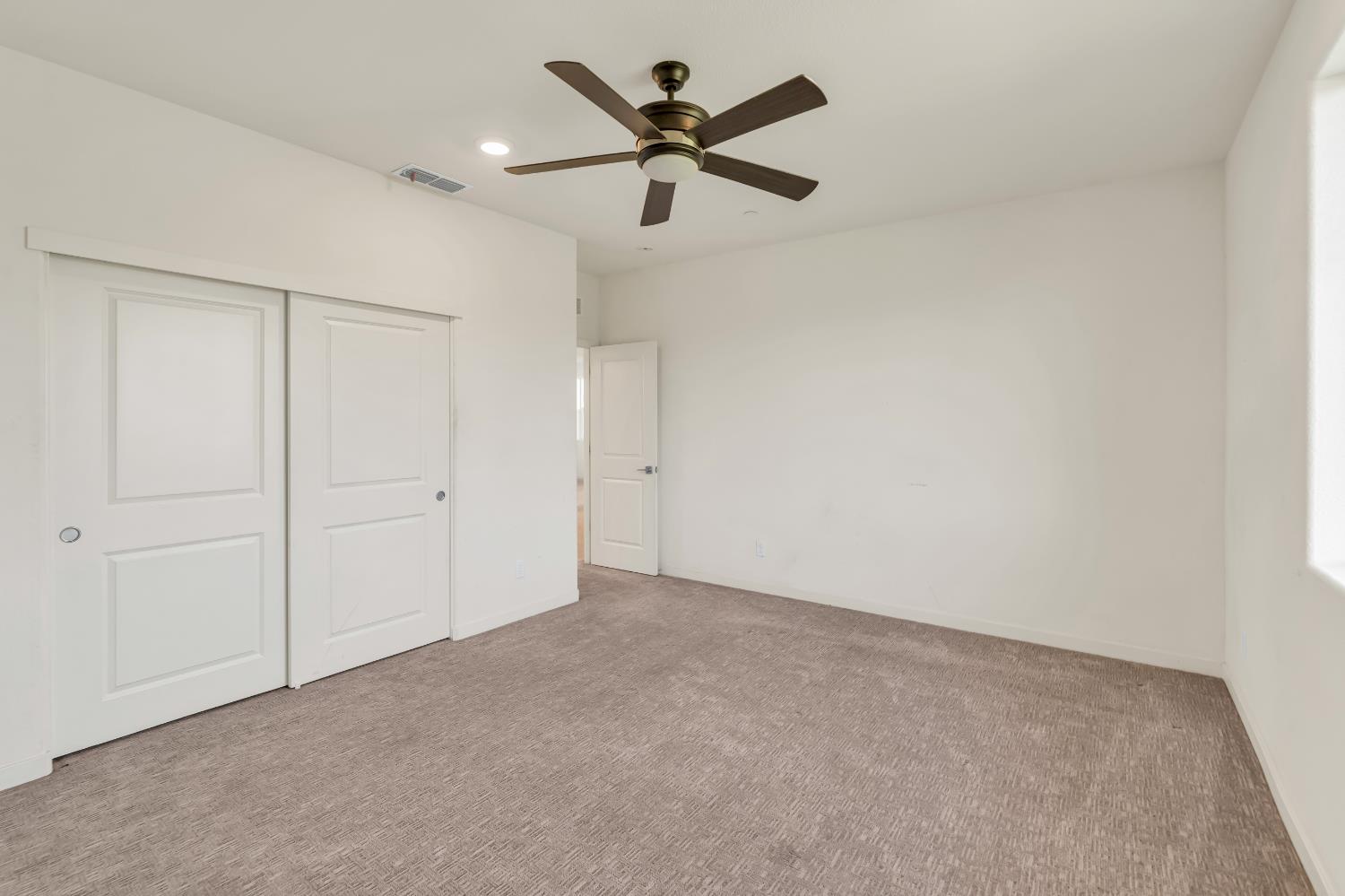 2766 Dockside Street Sacramento, CA 95833 - Photo 38 of 66