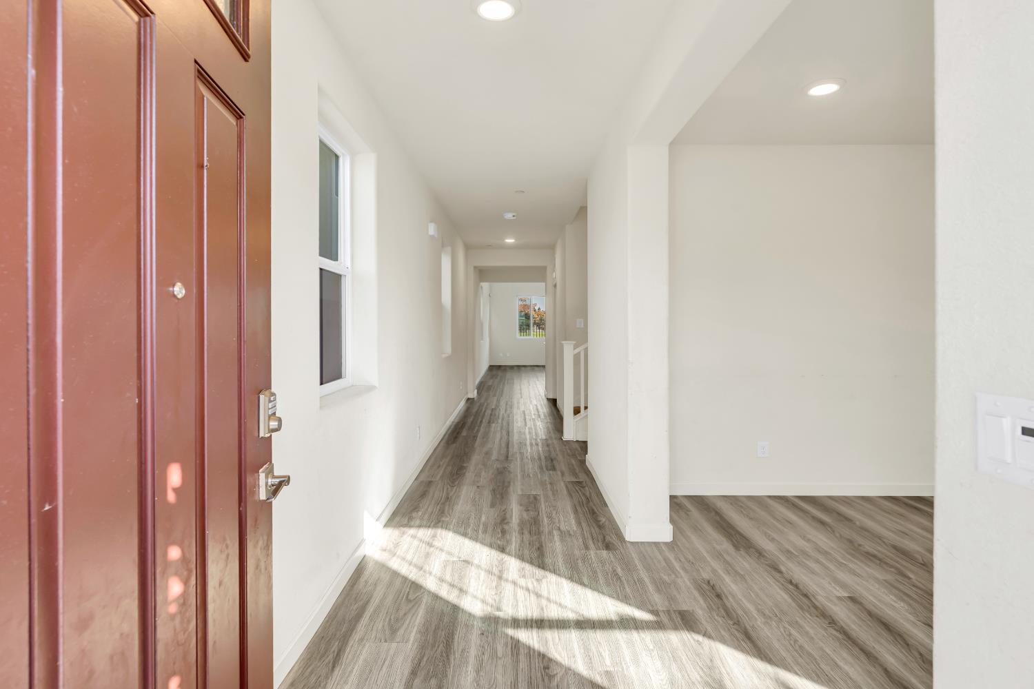 2766 Dockside Street Sacramento, CA 95833 - Photo 4 of 66