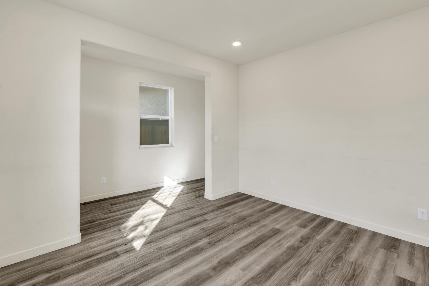 2766 Dockside Street Sacramento, CA 95833 - Photo 6 of 66