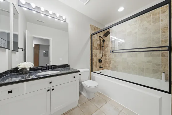 $325,000 | 375 West Erie Street, Unit 408, Chicago, IL 60654