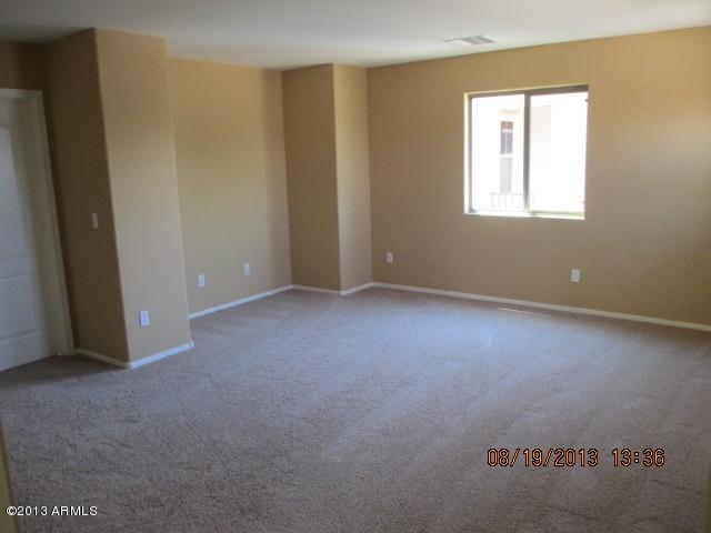 9367 West Payson Road Tolleson, AZ 85353 - Photo 10 of 21 Loft