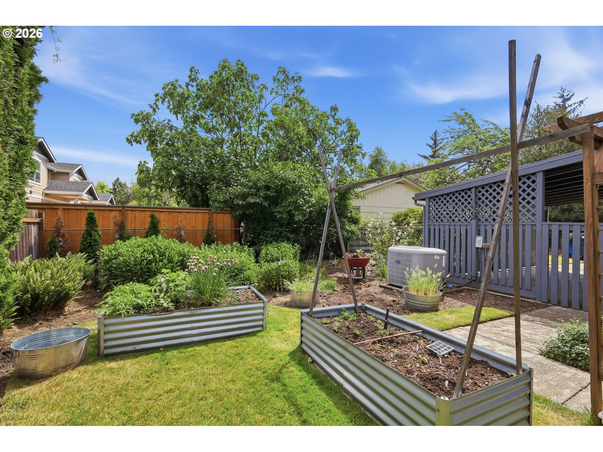 2290 Sandy Drive Eugene, OR 97401 - Photo 33 of 45