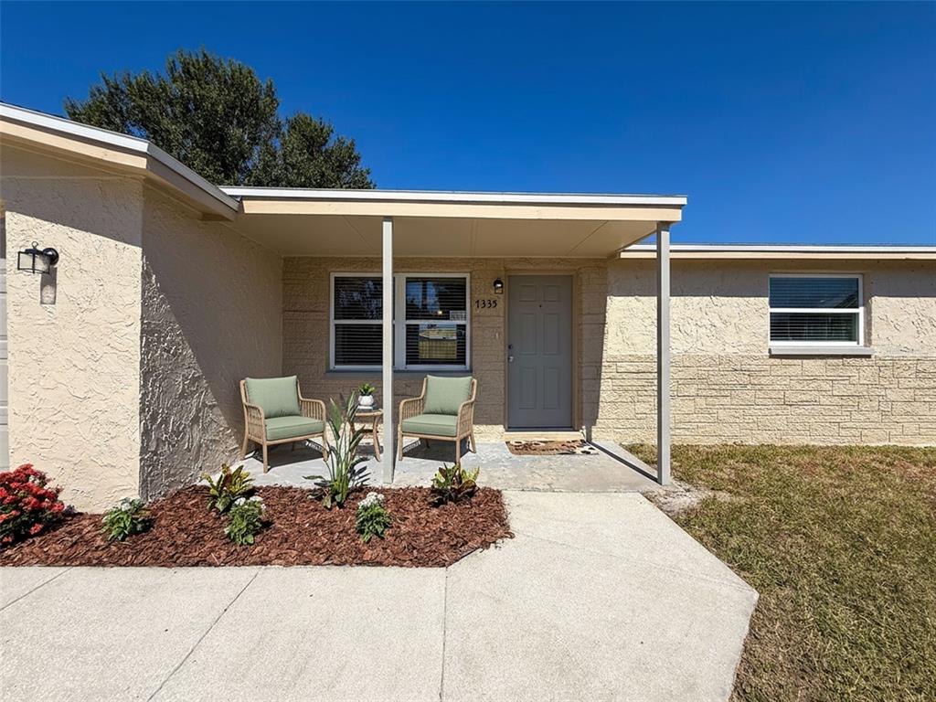 7335 Castanea Drive Port Richey, FL 34668 - Photo 5 of 35 Gallery Image 5