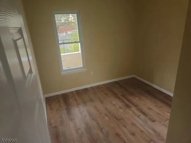 $2,000 | 518 East 23rd Street, Unit 1F, Paterson, NJ 07514