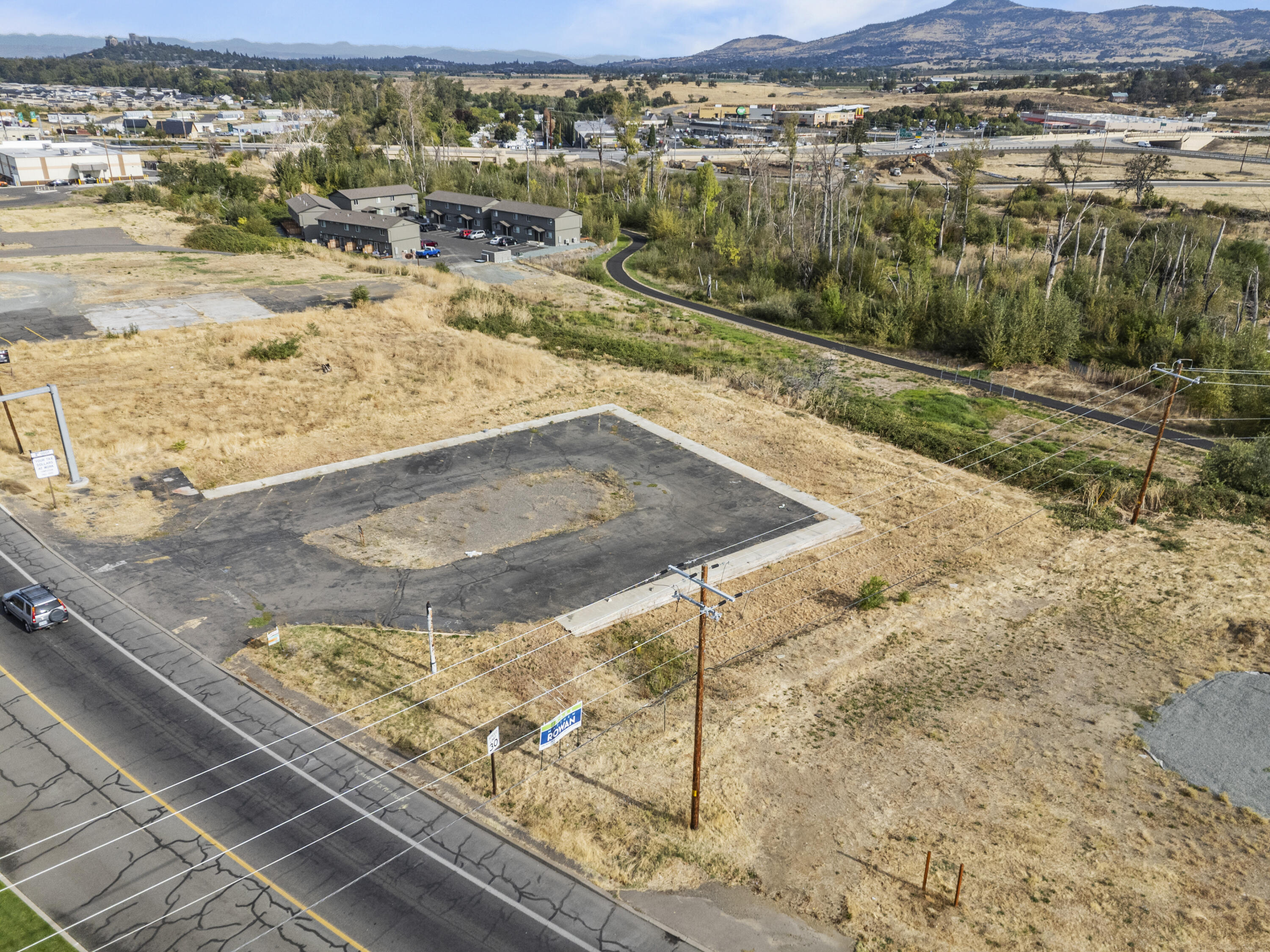510 North Main Street Phoenix, OR 97535 - Photo 15 of 15 510 North Main - Drone - 08