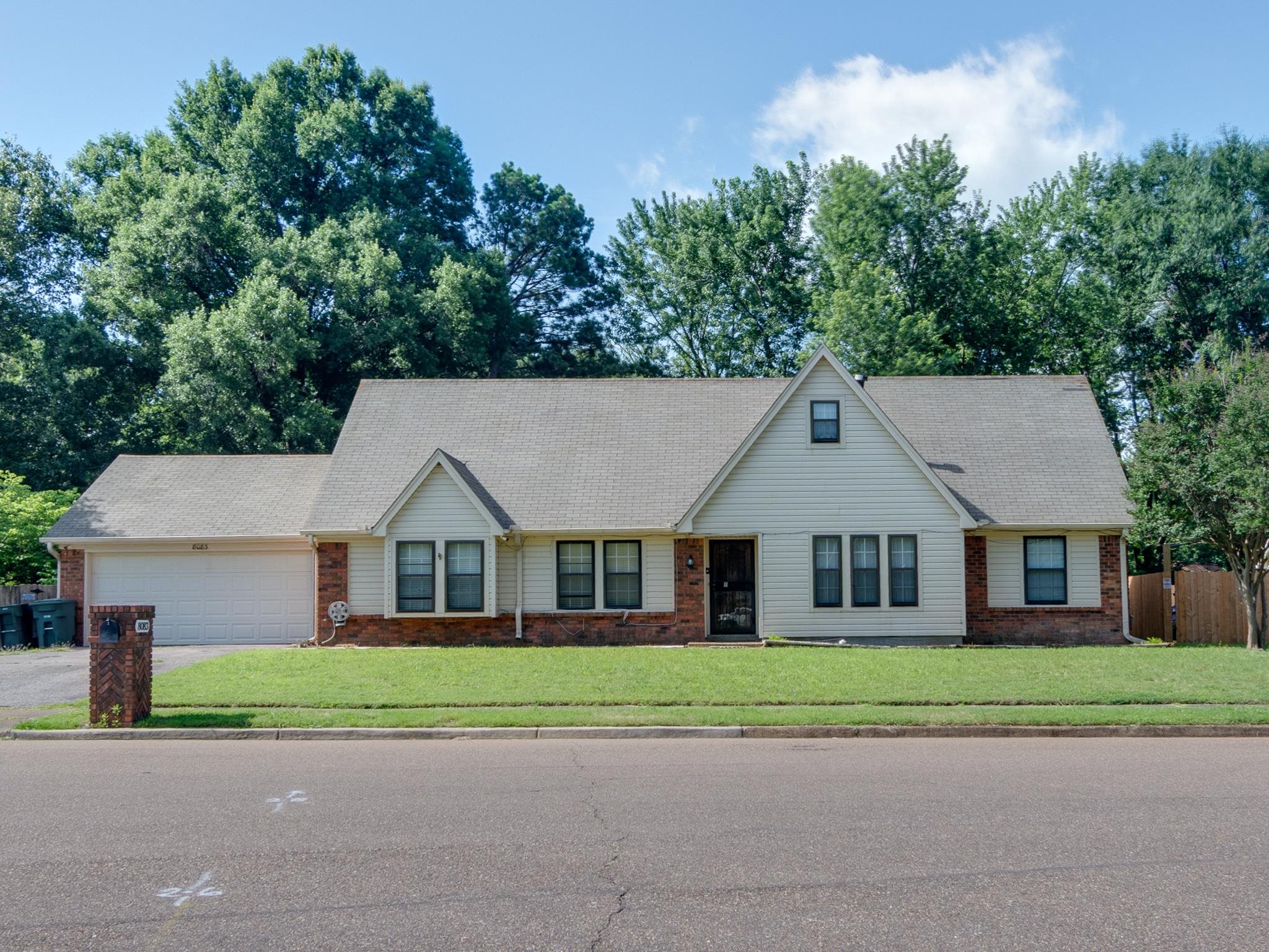 8083 Cinders Road Bartlett, TN 38133 - Photo 1 of 31 Front house