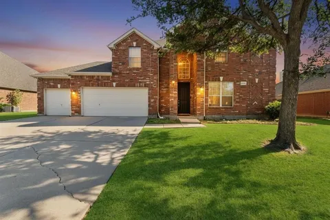 $550,000 | 2404 Dawn Mist Drive, Little Elm, TX 75068