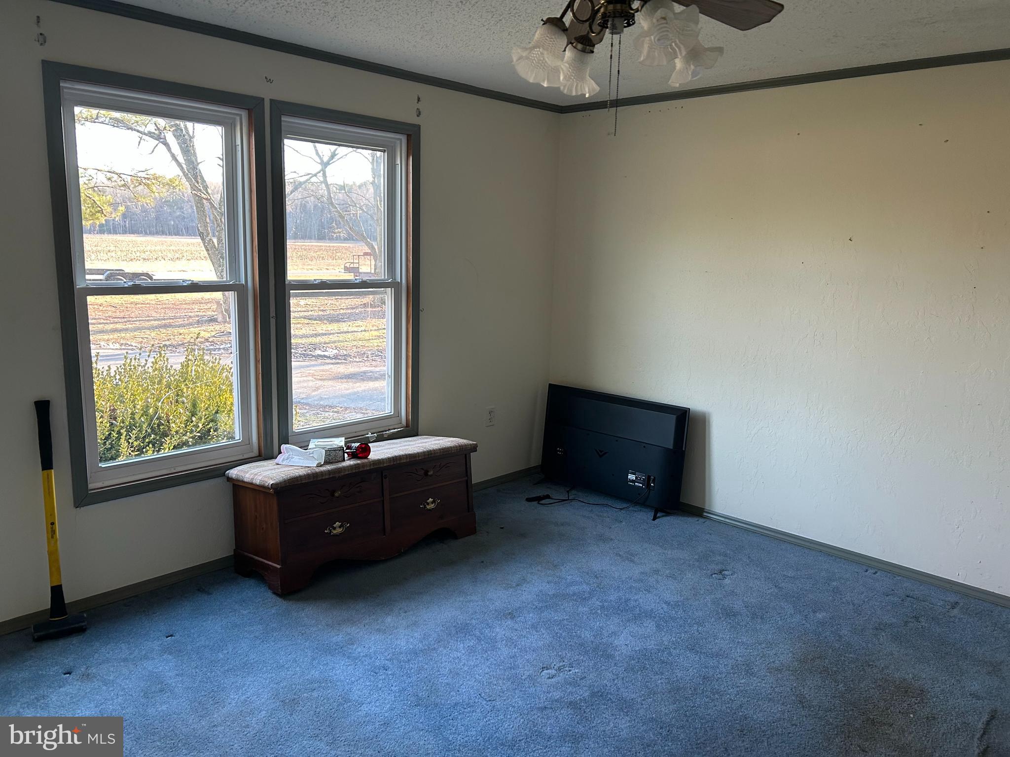 3450 Indian Bone Road Cambridge, MD 21613 - Photo 7 of 14 a room with a bed and a window