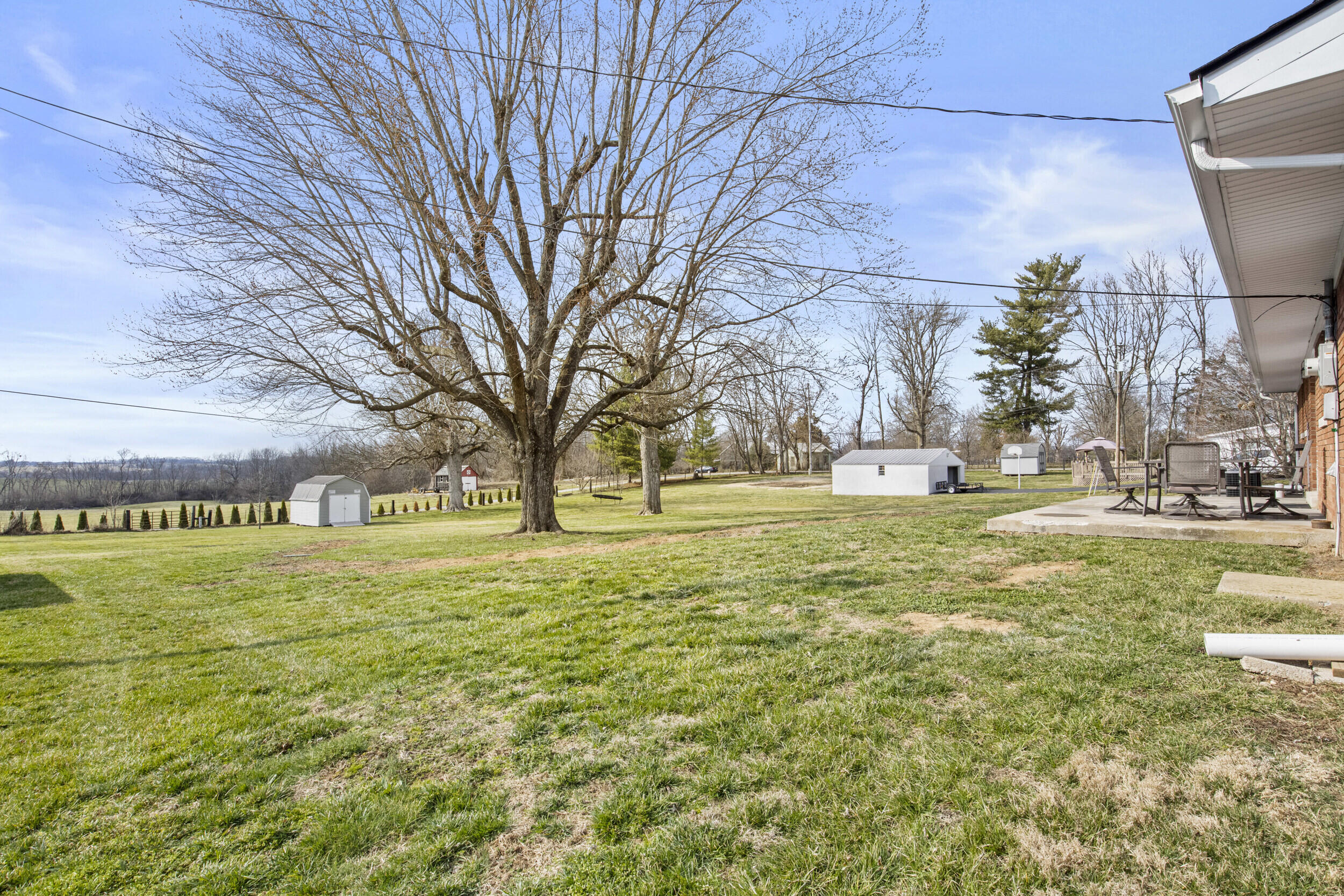 1201 Peacock Road Paris, KY 40361 - Photo 22 of 32 24_img_2362