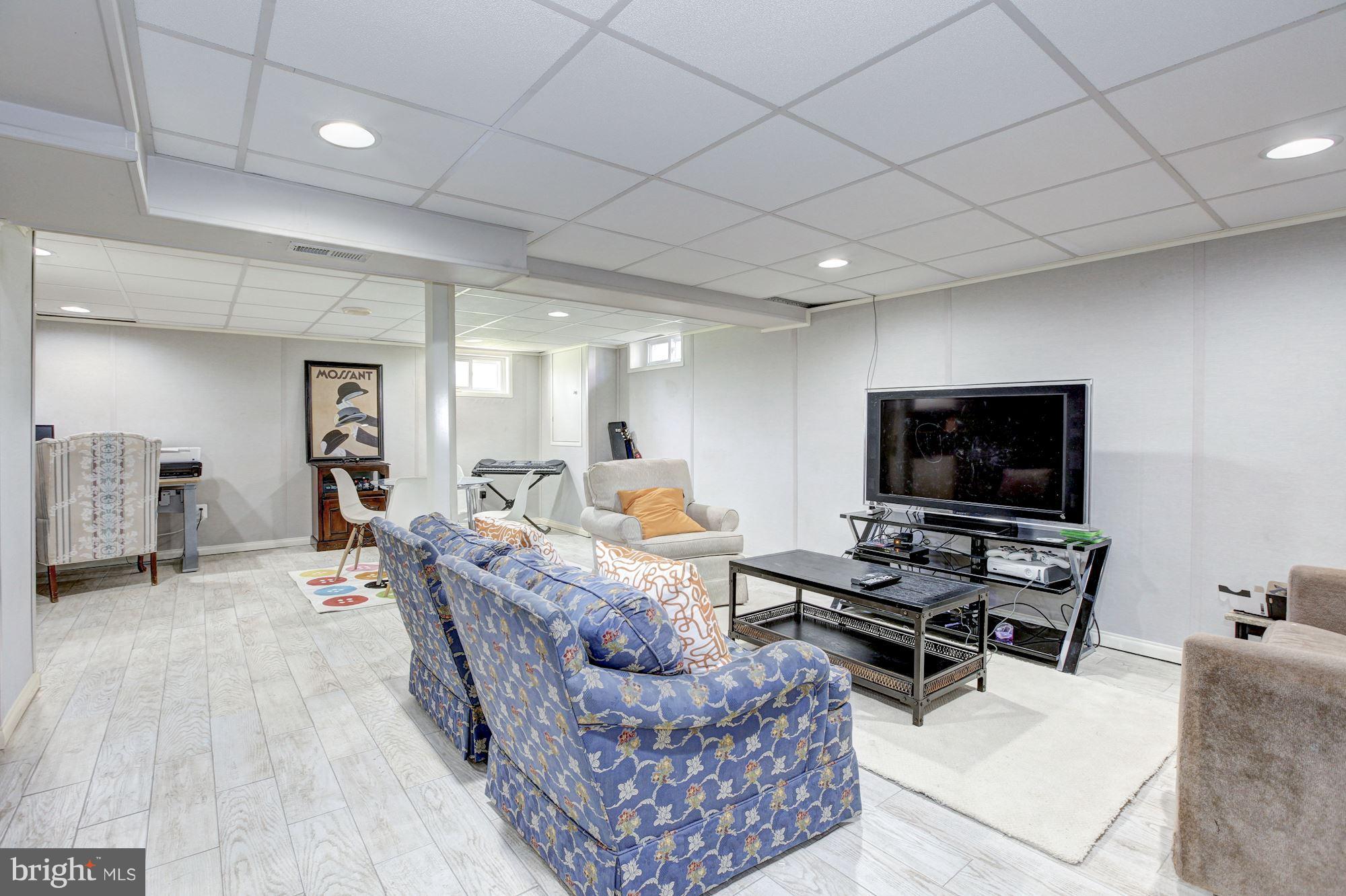 4708 Olden Road Rockville, MD 20852 - Photo 19 of 27 Family Room