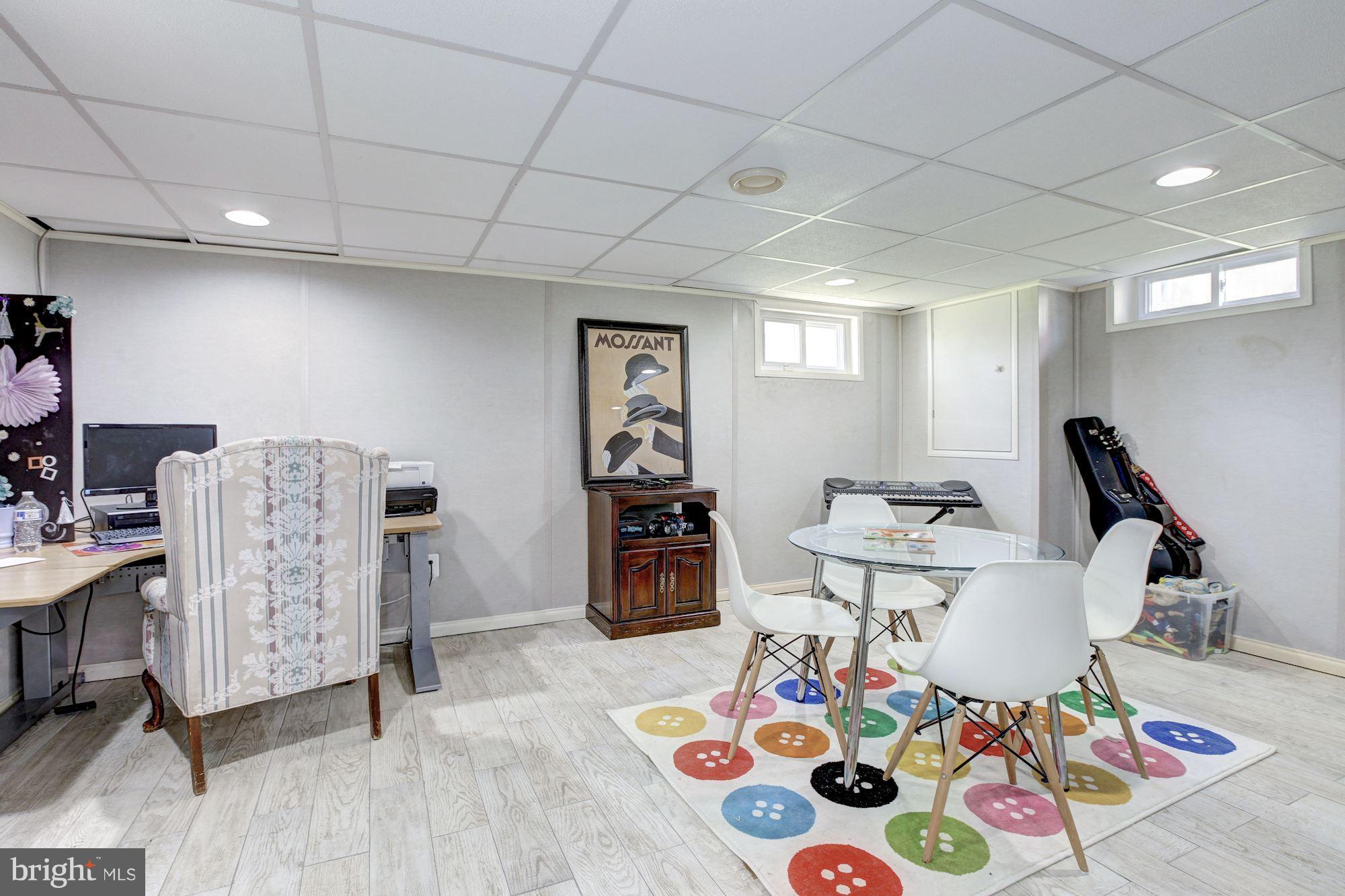 4708 Olden Road Rockville, MD 20852 - Photo 21 of 27 Family Room