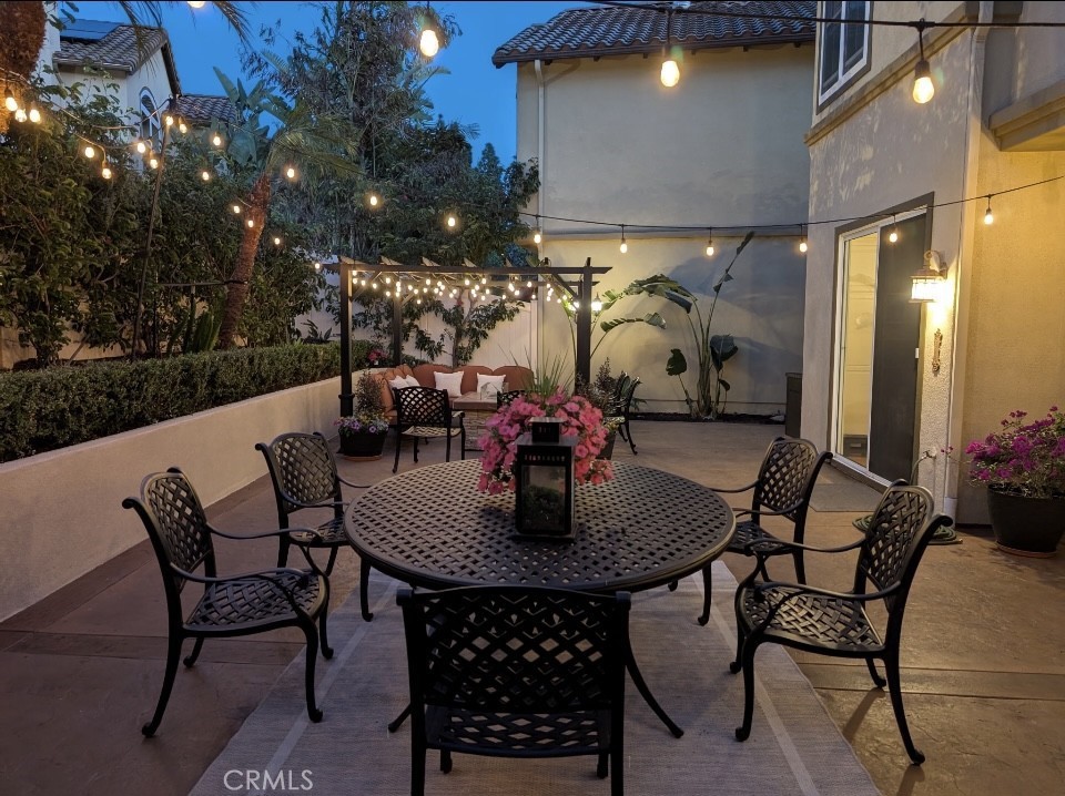 2515 Lewis Drive Tustin, CA 92782 - Photo 29 of 34 a view of a dining room with furniture