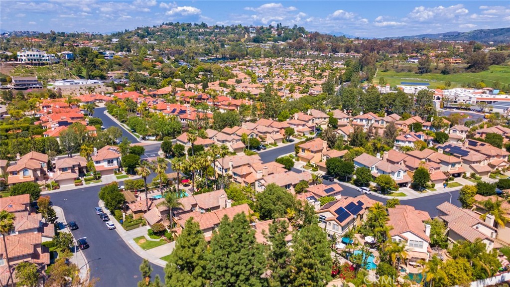 2515 Lewis Drive Tustin, CA 92782 - Photo 32 of 34 an aerial view of city and lake