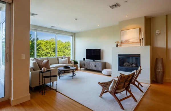 $795,000 | 35 Cherry Street, Unit 302, Burlington, VT 05401