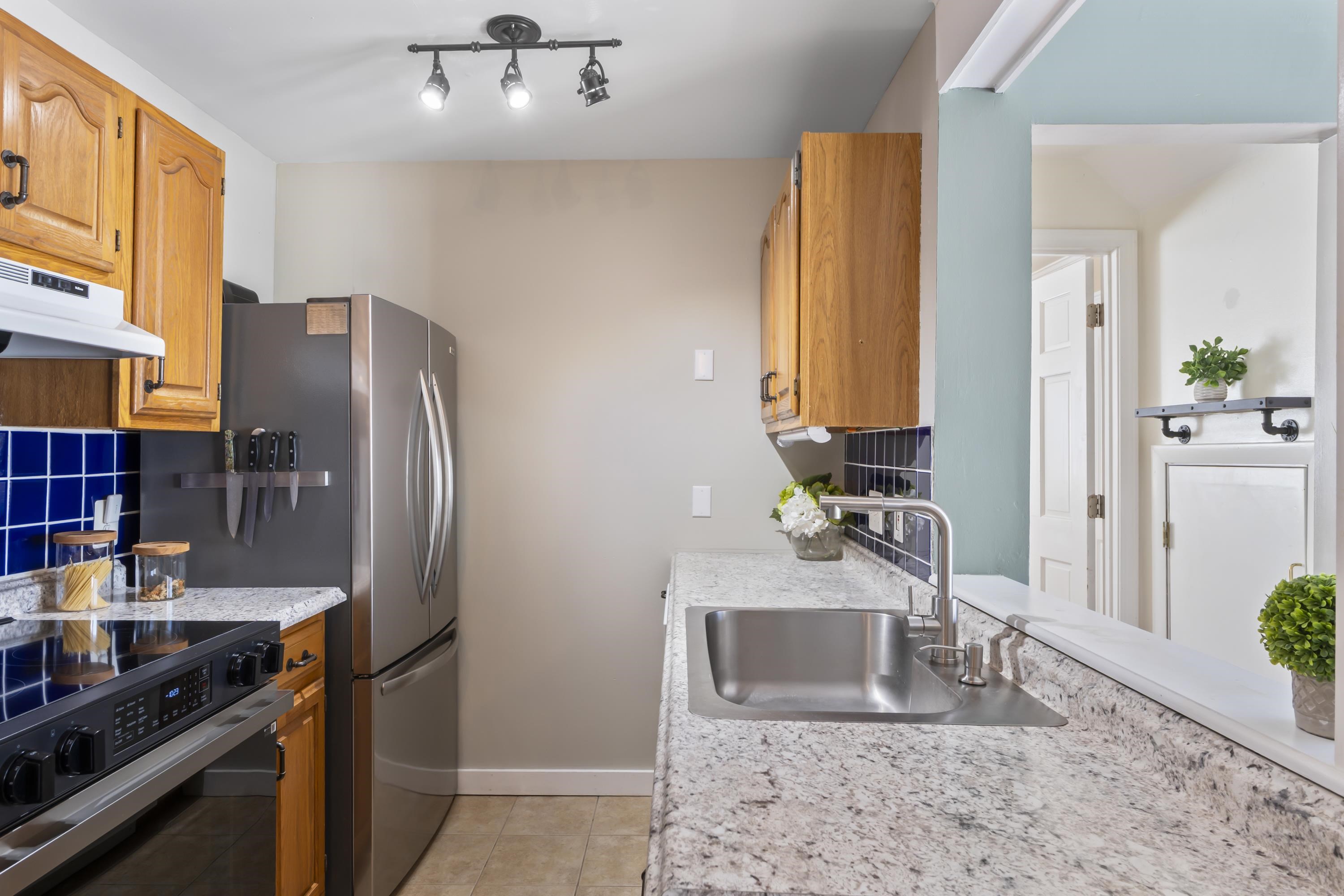 20 Franklin Heights Rochester, NH 03867 - Photo 12 of 31