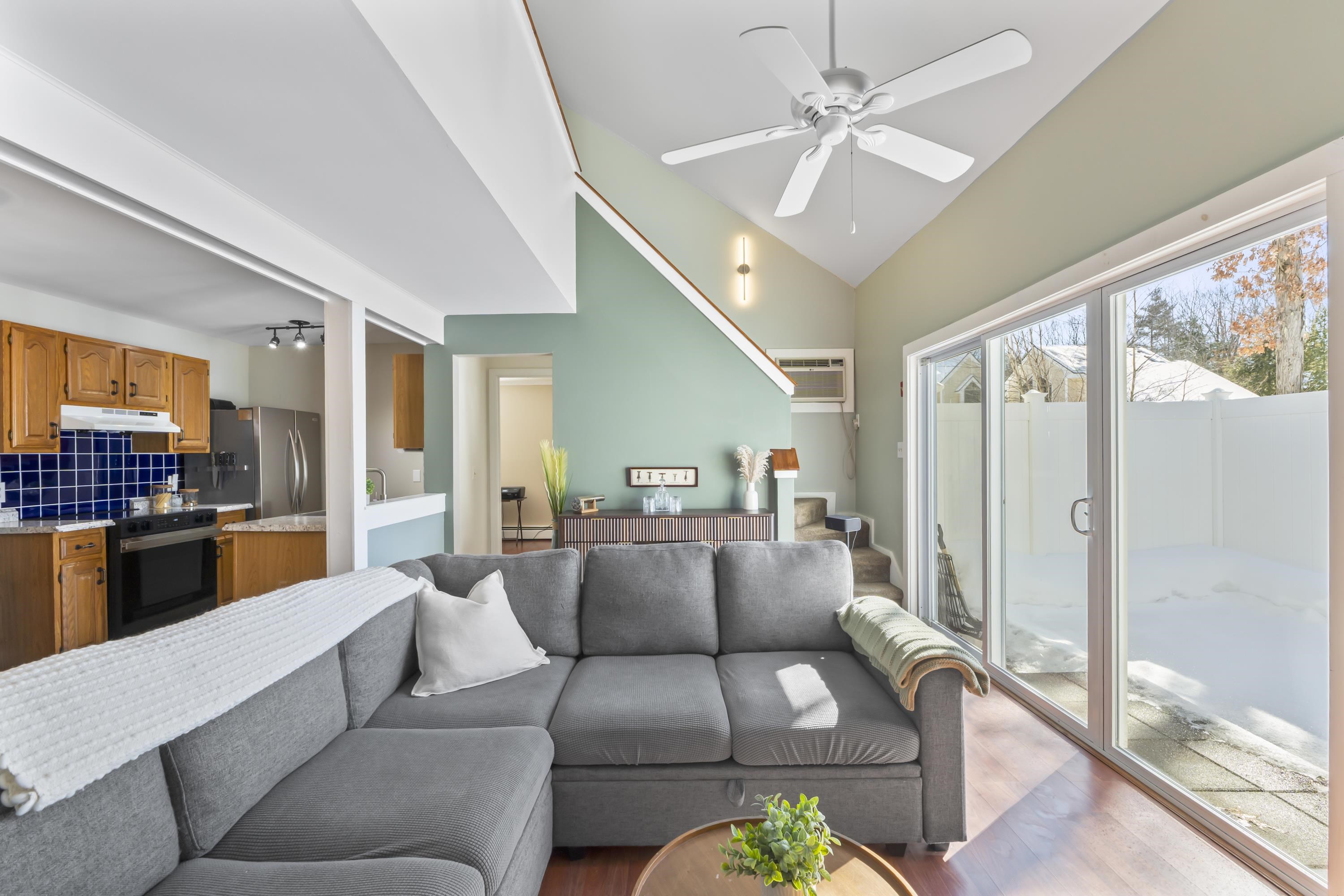 20 Franklin Heights Rochester, NH 03867 - Photo 8 of 31