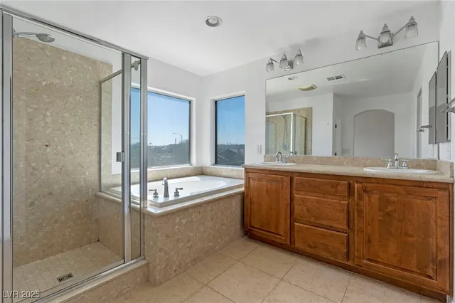 $485,900 | 4013 Villa Serena Lane, North Las Vegas, NV 89081