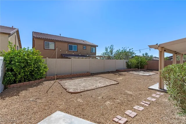 $485,900 | 4013 Villa Serena Lane, North Las Vegas, NV 89081