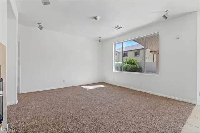 $485,900 | 4013 Villa Serena Lane, North Las Vegas, NV 89081