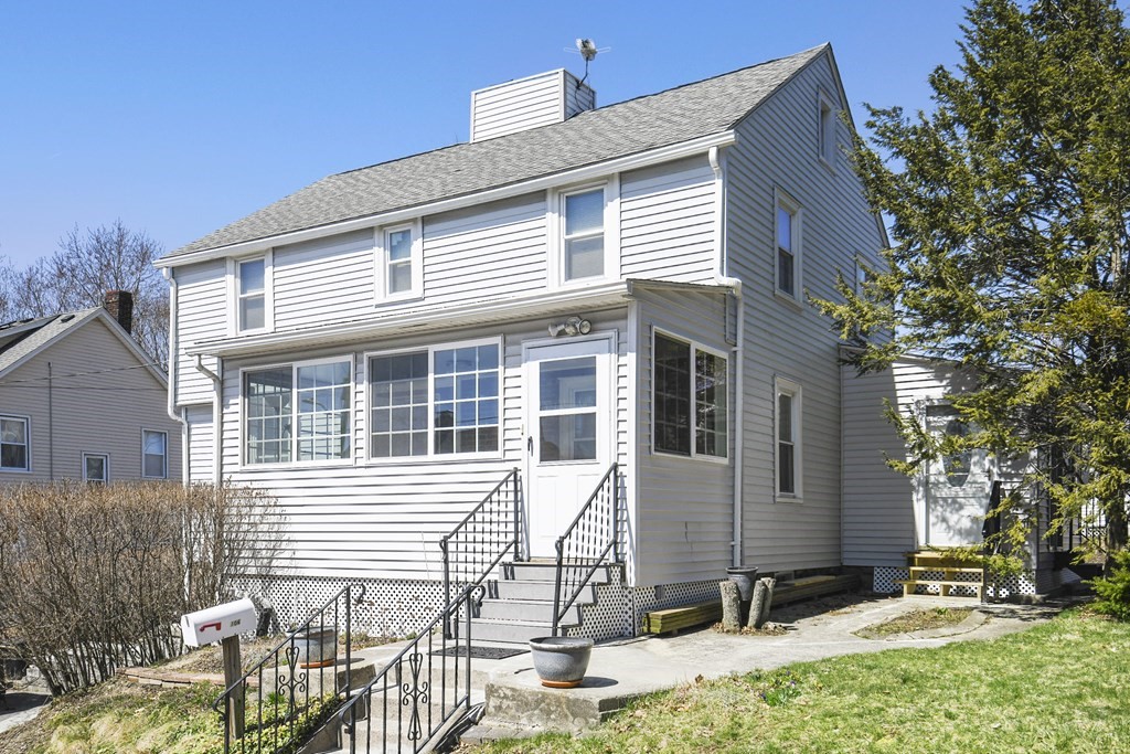 106 Barnard Road Worcester, MA 01605 - Photo 1 of 39 Gallery Image 1