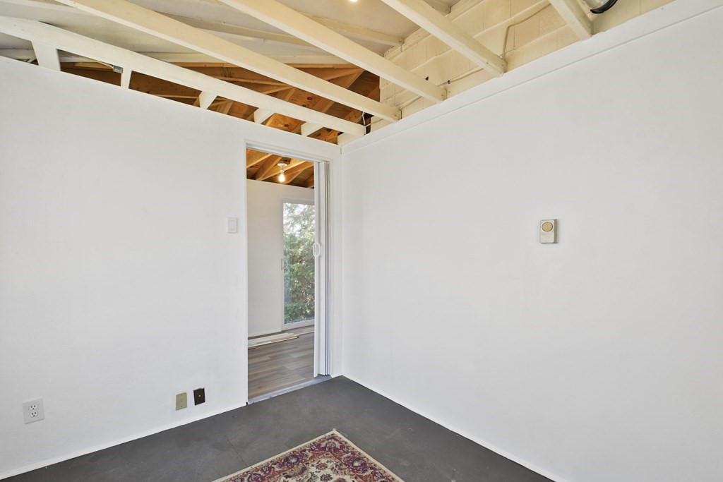106 Barnard Road Worcester, MA 01605 - Photo 20 of 39 Gallery Image 20