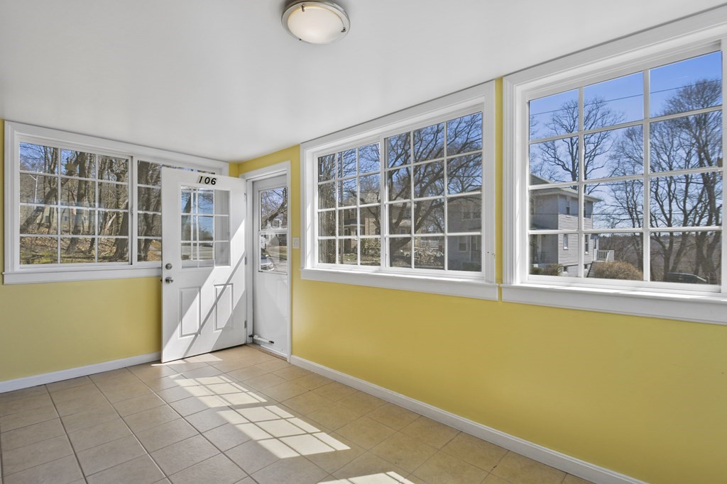 106 Barnard Road Worcester, MA 01605 - Photo 21 of 39 Gallery Image 21