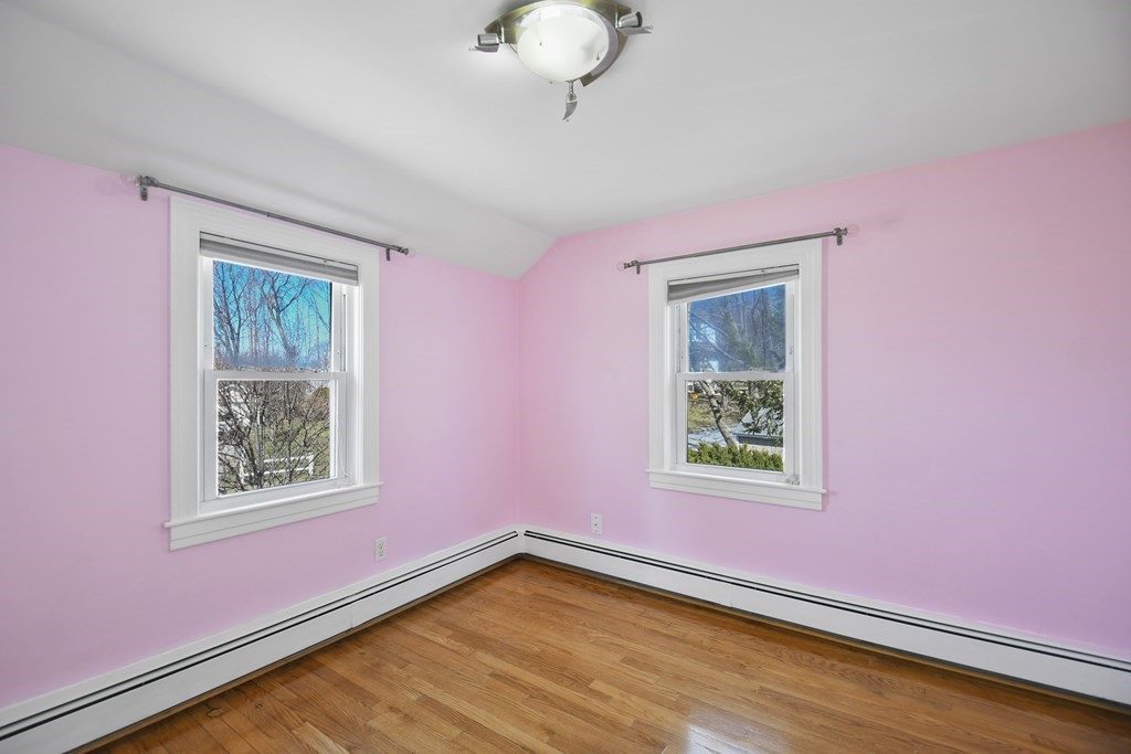 106 Barnard Road Worcester, MA 01605 - Photo 37 of 39 Gallery Image 37