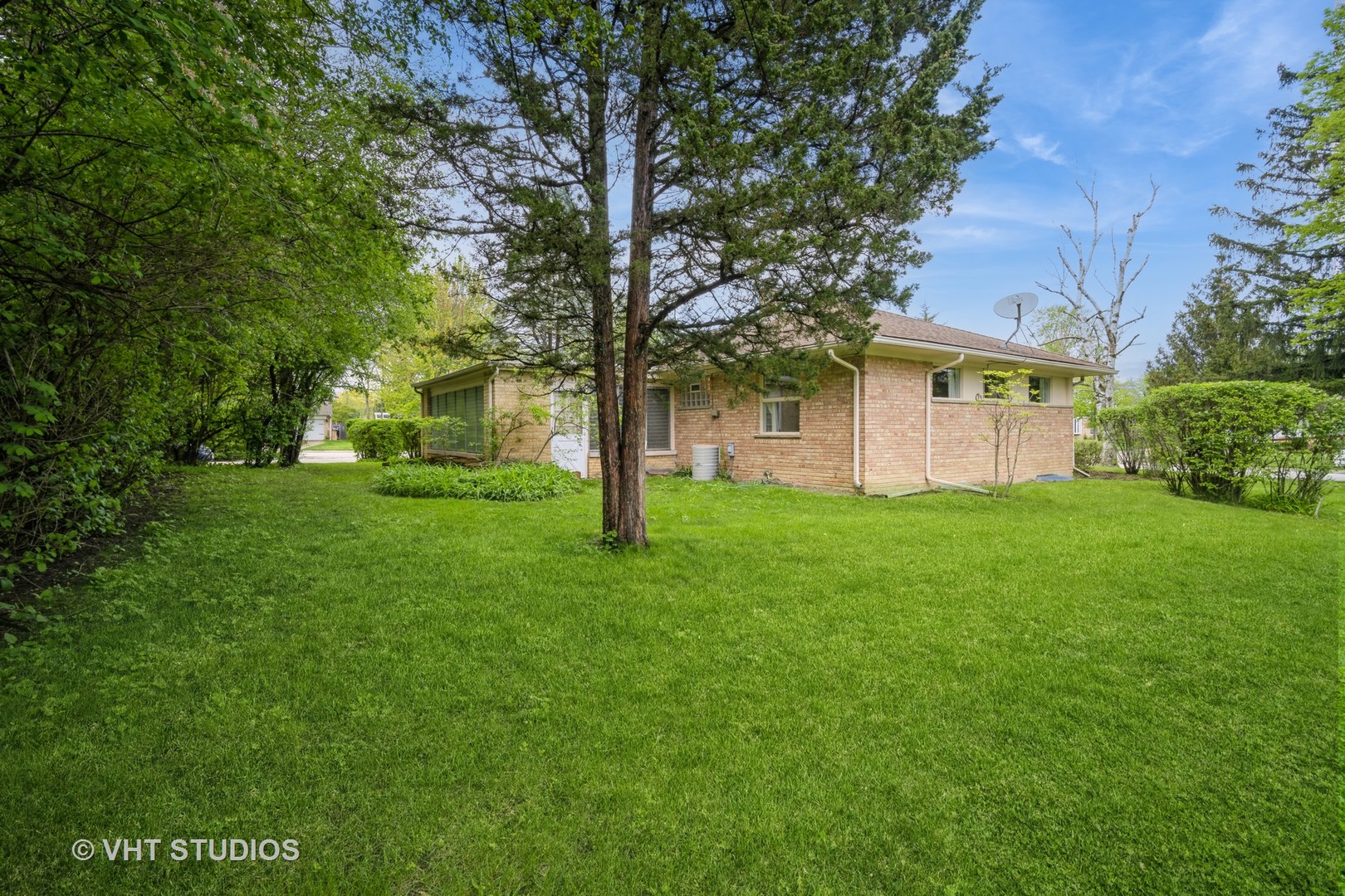 1126 Whitfield Road Northbrook, IL 60062 - Photo 14 of 14 a view of house with backyard