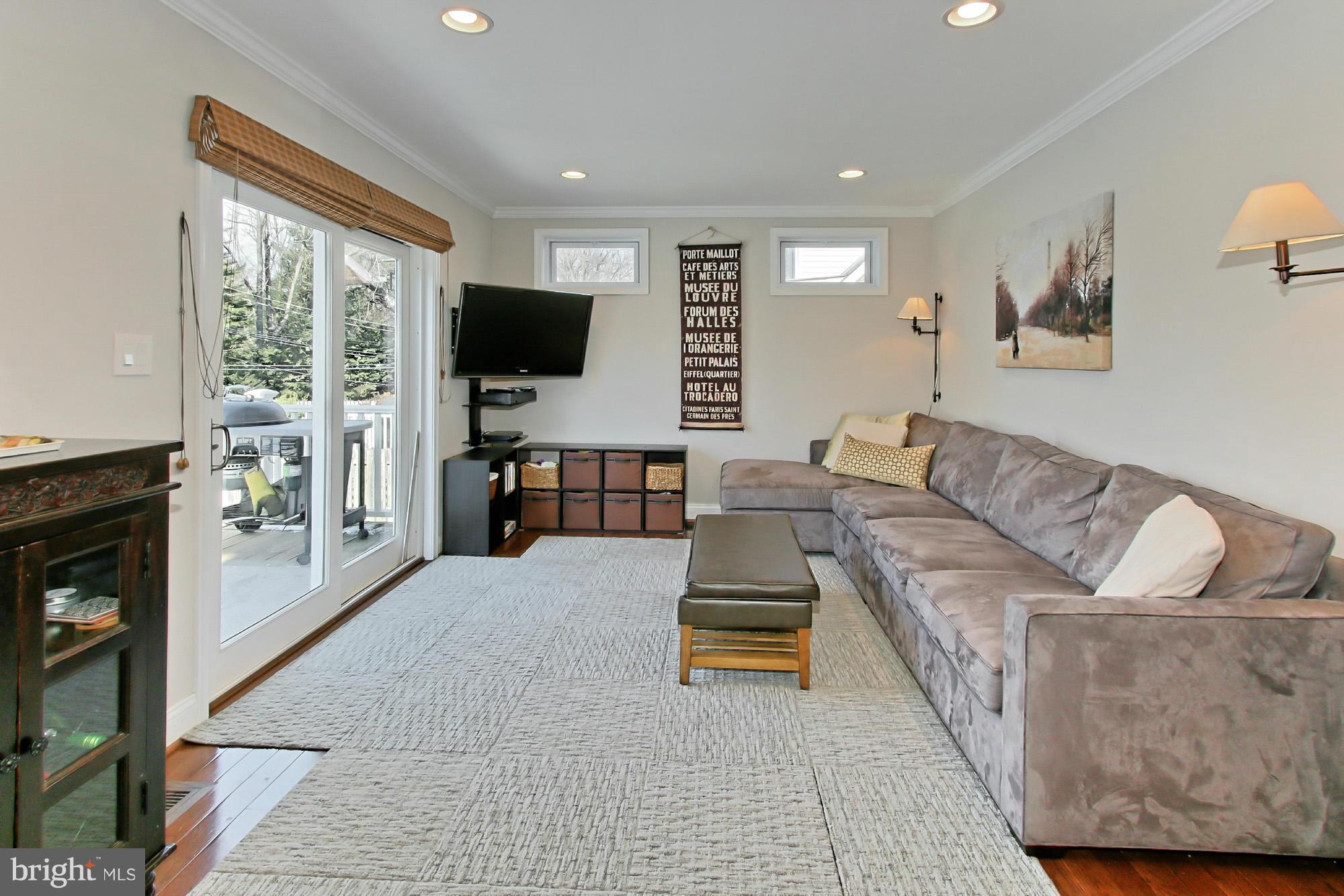 111 West George Mason Road Falls Church, VA 22046 - Photo 13 of 30 Family Room