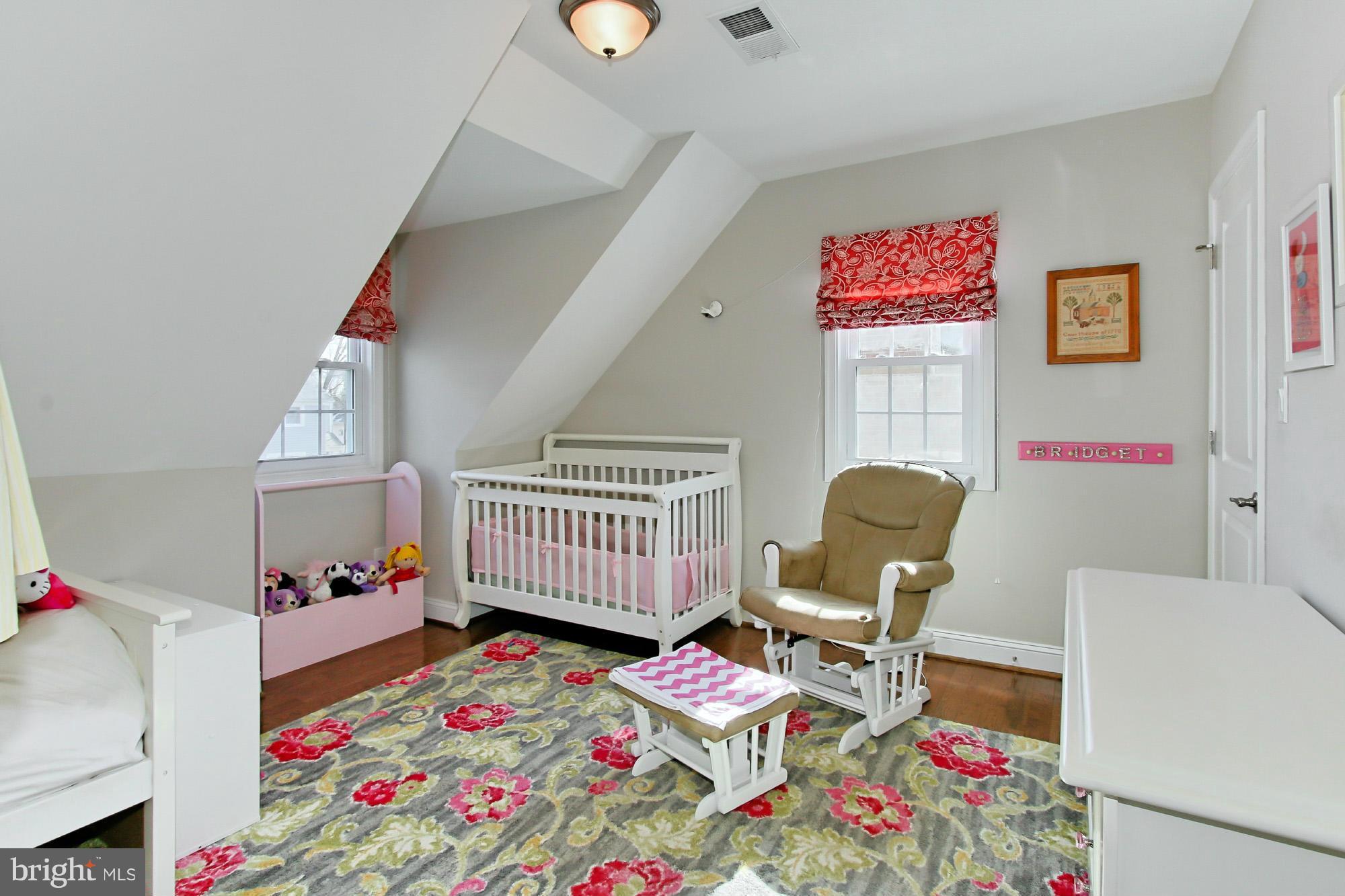 111 West George Mason Road Falls Church, VA 22046 - Photo 22 of 30 Bedroom