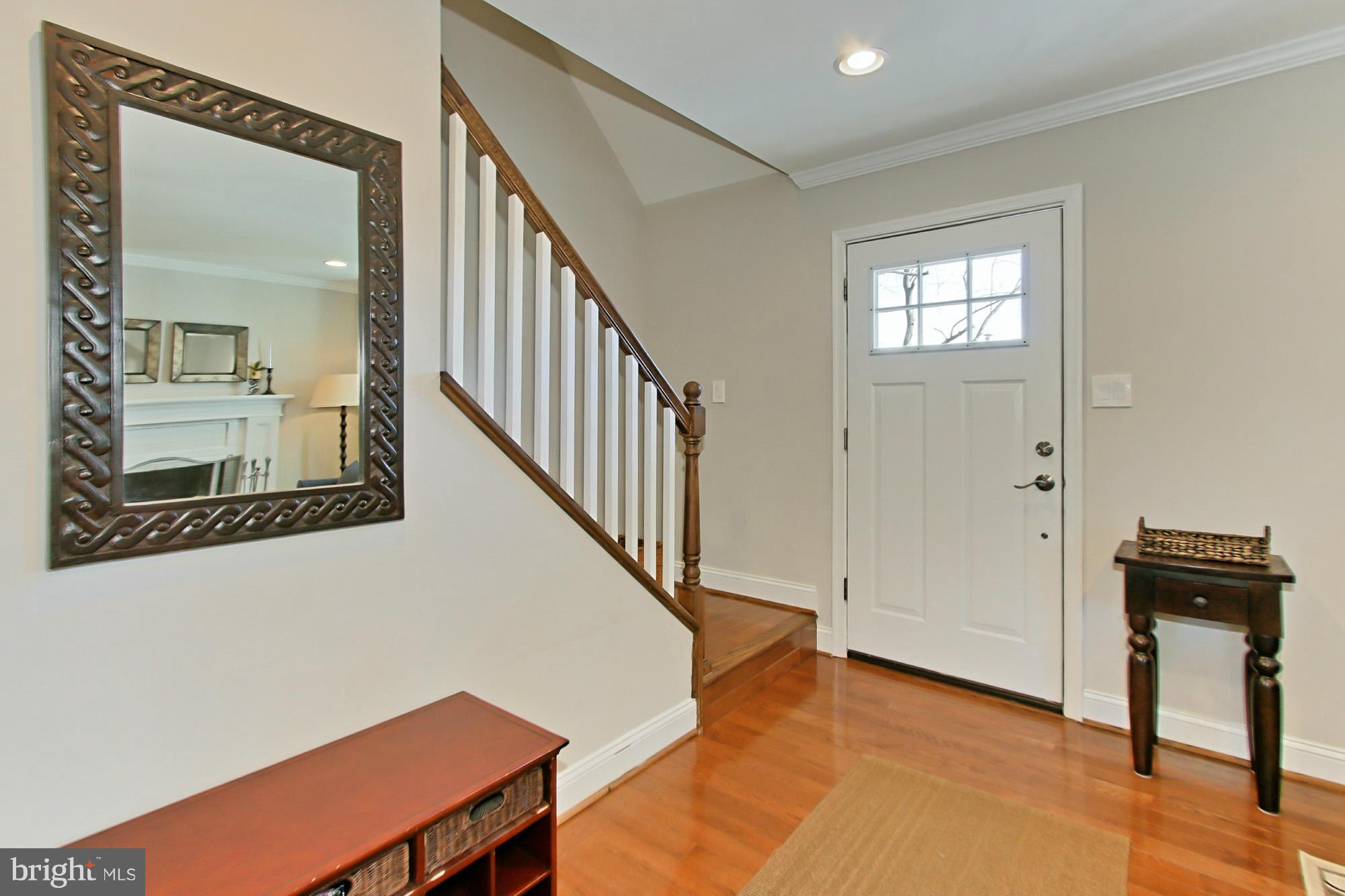 111 West George Mason Road Falls Church, VA 22046 - Photo 4 of 30 Interior (General)