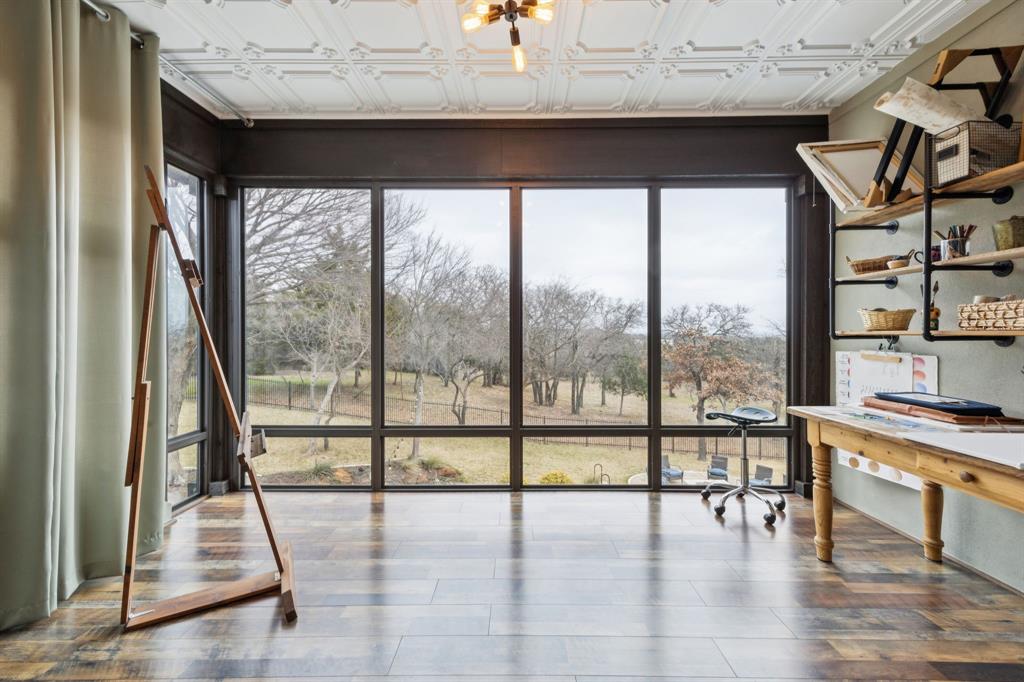 1641 Knox Road Keller, TX 76262 - Photo 30 of 40 a view of a room with gym equipment