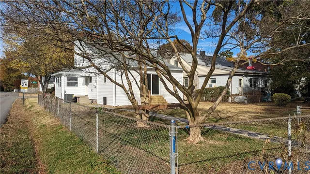 $415,000 | 2719 Kenwood Avenue, Henrico, VA 23228