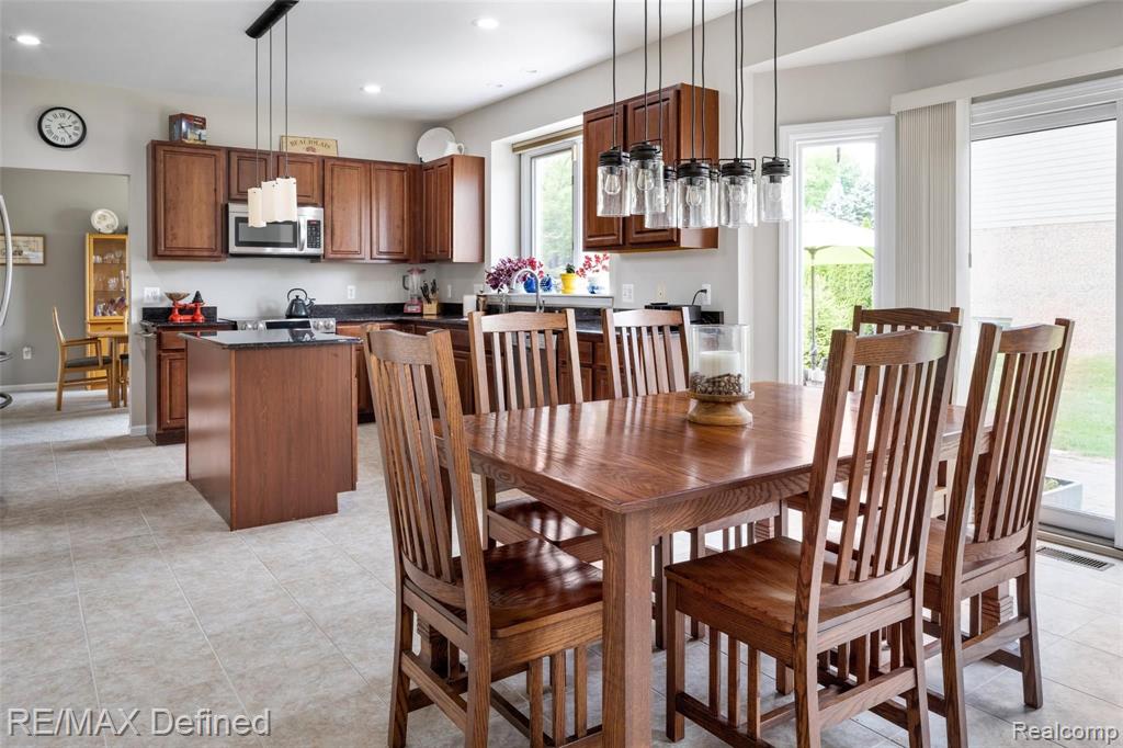 116 Scarborough Lane Rochester Hills, MI 48306 - Photo 21 of 53