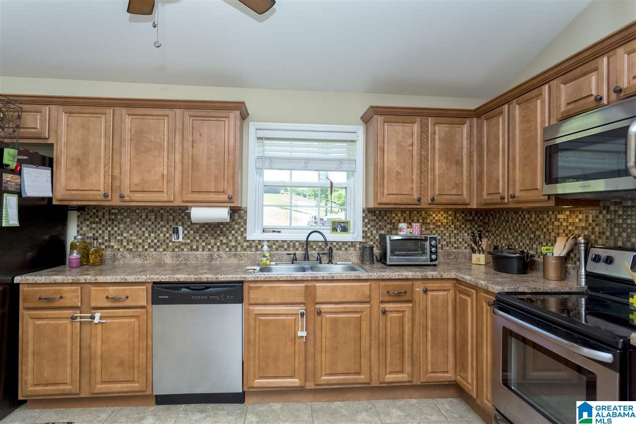 804 Whaley Road Fultondale, AL 35068 - Photo 5 of 19