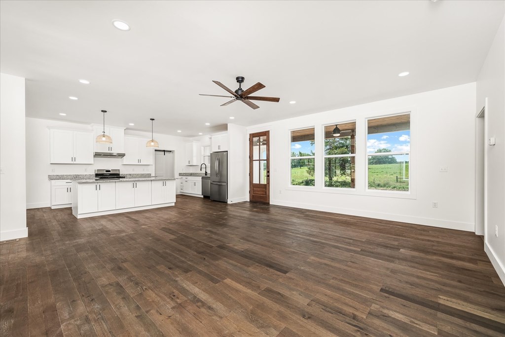 142 Bilbrey Road Livingston, TN 38570 - Photo 8 of 30 Gallery Image 8