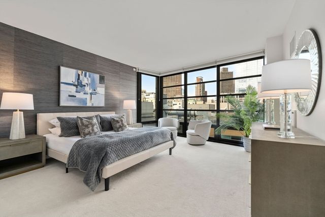 $1,757,500 | 580 Washington Street, Unit 1103, Boston, MA 02111