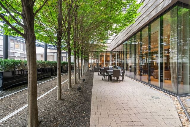 $1,757,500 | 580 Washington Street, Unit 1103, Boston, MA 02111