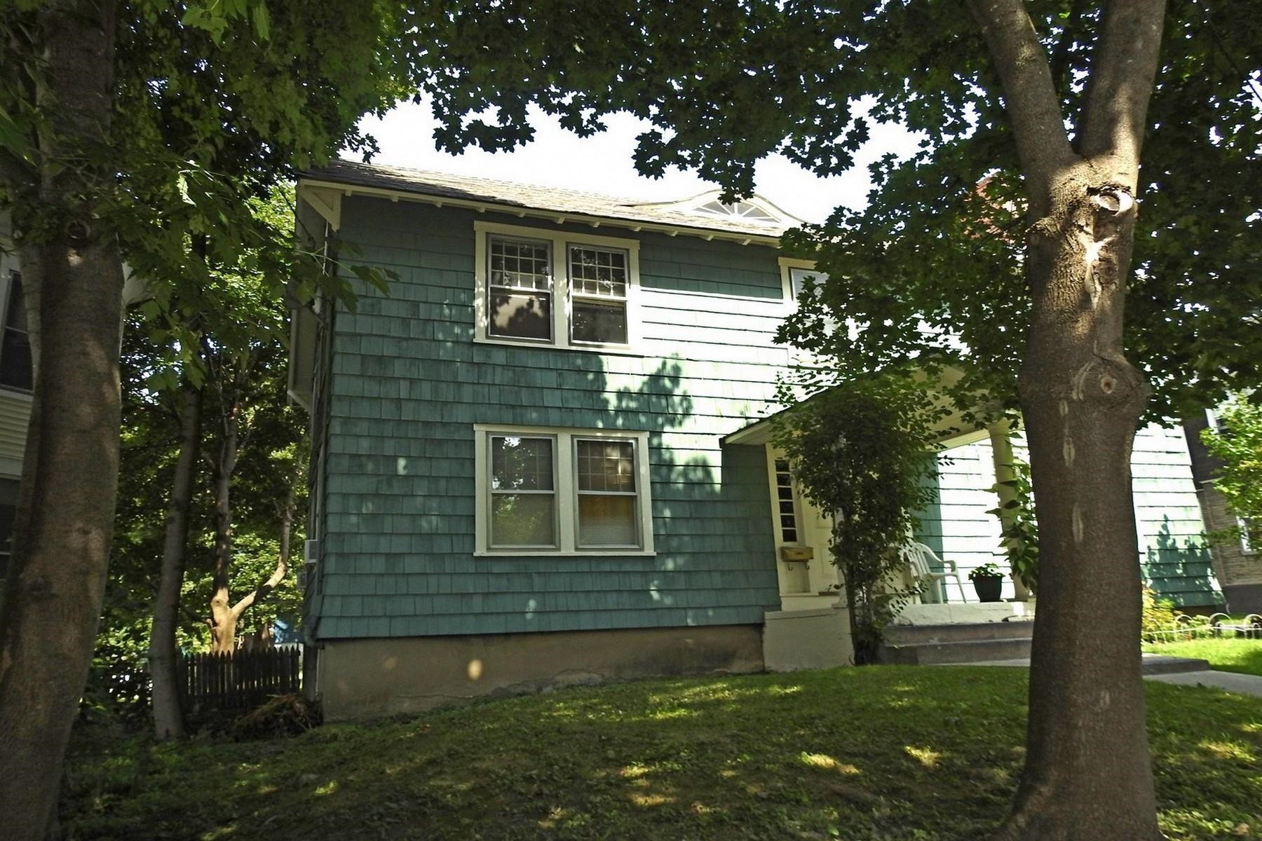 95 Center Street Rutland, VT 05701 - Photo 3 of 16
