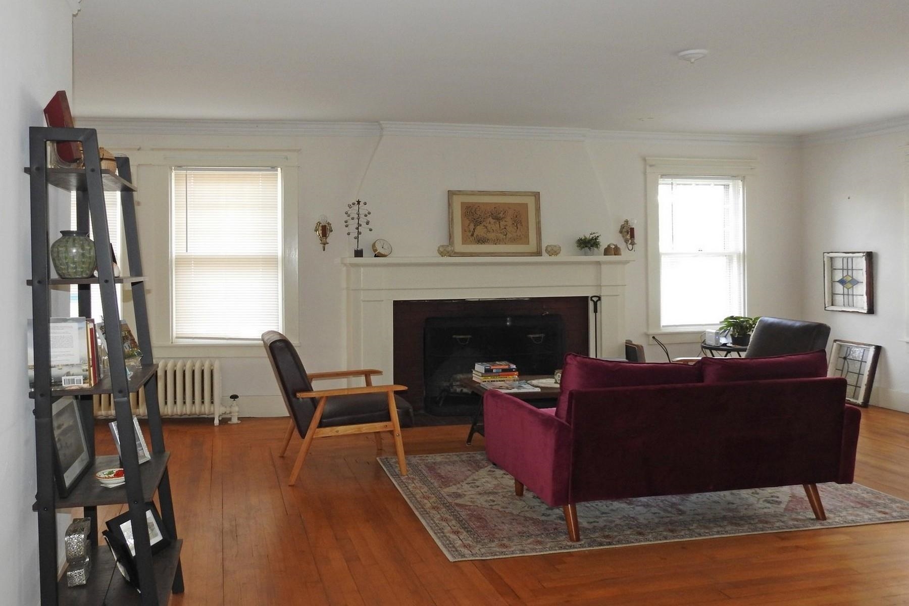 95 Center Street Rutland, VT 05701 - Photo 7 of 16