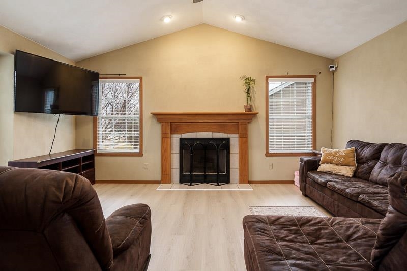 6511 Weaver Road Rockford, IL 61114 - Photo 7 of 37 Gallery Image 7